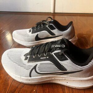 Nike Air Zoom Pegasus 40 W 11.5 White Black Neutral Running Shoes